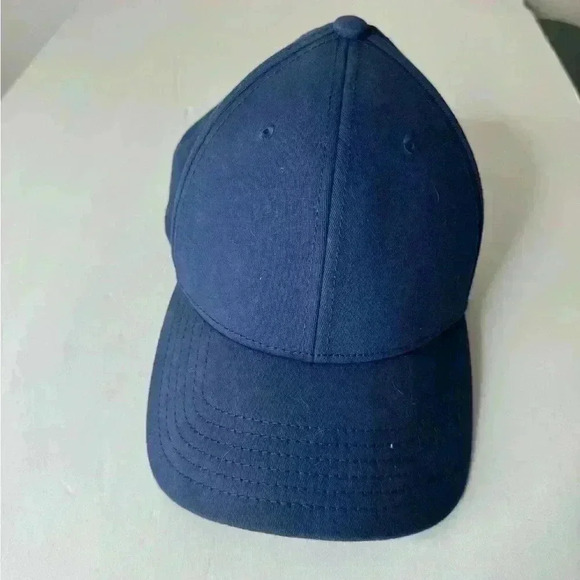 PONYBACK Navy Blue Hat, size L/XL. Great condition. - Picture 2 of 5